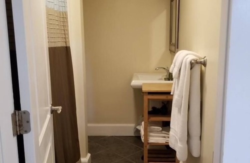 Edgecomb Condo | Studio with kitchenette Sheepscot Harbour Studio #207