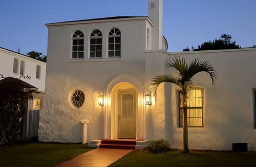 East Little Havana House | Stunning Miami Villa Near Port & MIA, Sleeps 12. Game room