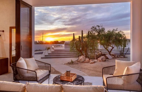 Todos Santos Villa | Sun-drenched escape w sleek saltwater pool