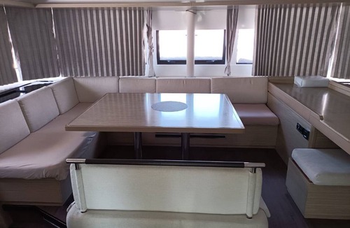 La Paz Boat Rental | Sun-Kissed Sailing in Mar de Cortez: A Baja California Sur Beach Experience