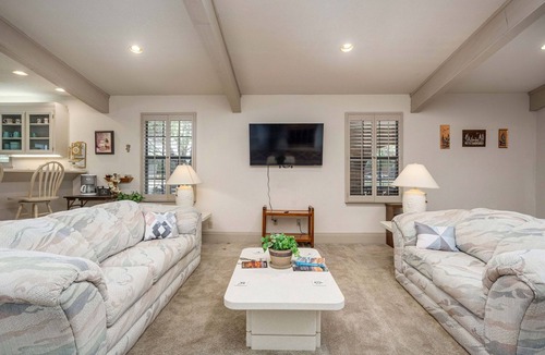 Mesilla Park House | Superb 4-bedroom estate with horse stalls in Mesiila Valley Country side.