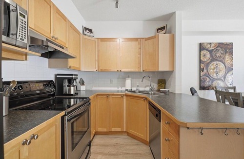 Canmore Condo | The Alpine Range -2 Bed/2 Bath Penthouse Loft