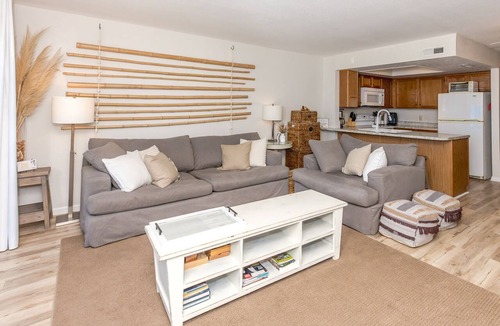 Surf City Condo | The Haven - Oceanfront Surf Condo! Community Pool, Sleeps 4