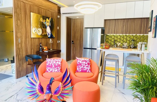 Emiliano Zapata House | The Home with Many HEARTS! - Casa Pablo Blu!