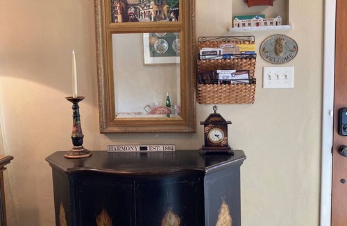 Harmony House | Thoughtfully decorated 3 bedroom Home in Historic Harmony