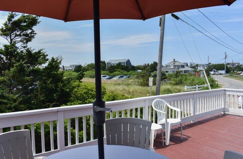 West Dennis House | Three bedroom steps from South Village Beach