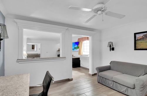 Three Rivers Hotel | Three Rivers Executive Inn & Suites By OYO