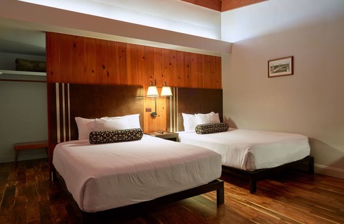 Downtown Eugene Hotel | Timbers Inn