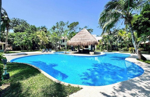 Playacar Apartment | Tropical 3BR retreat w/pool & beach essentials