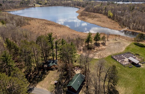 Hackensack Cabin | Unique Timber frame Cabin-lake access