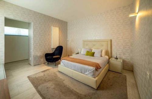 Zona Hotelera Villa | Unique Villa Miramar in Los Canales