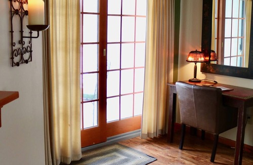 Waymart Condo | Upscale yet rustic haven in the Poconos!