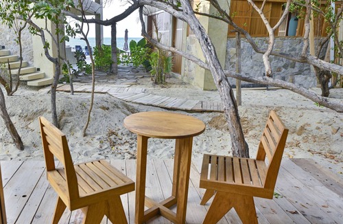 Santa Maria Tonameca House | Utopia Tiny Front Beach House in the mangroves