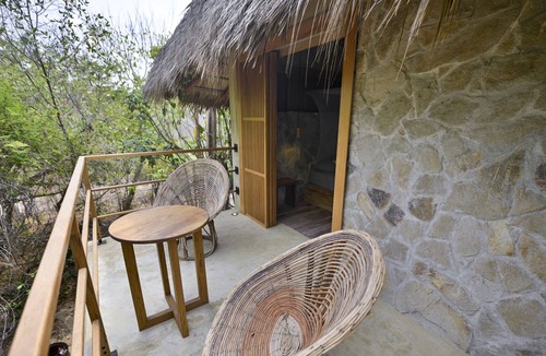 Santa Maria Tonameca House | Utopia Tiny Front Beach House in the mangroves