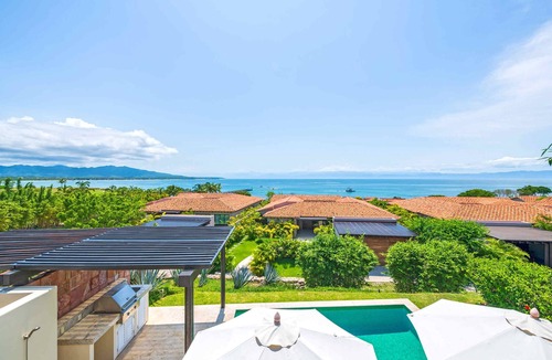 Emiliano Zapata Villa | Villa Perla