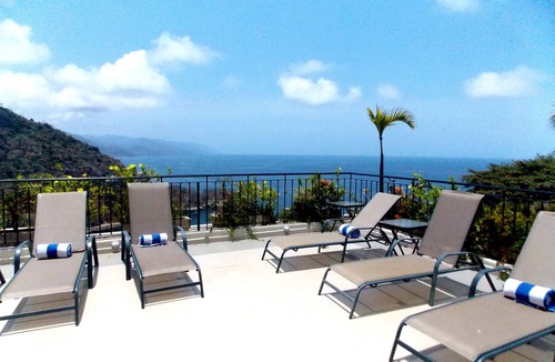 South Shore Hotel Area Condo | VILLAS ALTAS MISMALOYA PHA4 DREAM VIEW TO MISMALOYA BAY AND BEACH