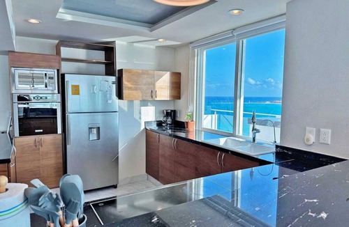 Zona Hotelera Condo | VRBO Premier Host – Beachfront – 8BR/7Bth – Penthouse Combo #314
