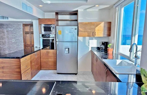 Zona Hotelera Condo | VRBO Premier Host – Beachfront – 8BR/7Bth – Penthouse Combo #314