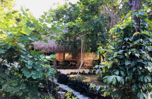 La Veleta House | WELCOME TO YOUR PARADISE! SOULFUL LOFT 10 MIN DRIVE TO THE BEACH & 5 TO CENTER