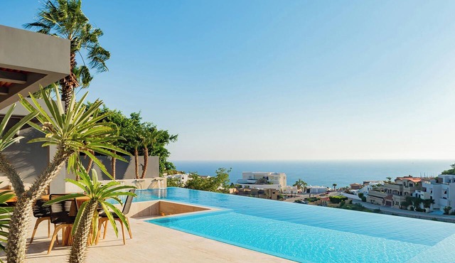 2 Villas, Luxury Amenities & Fully Staffed Service in Cabo San Lucas