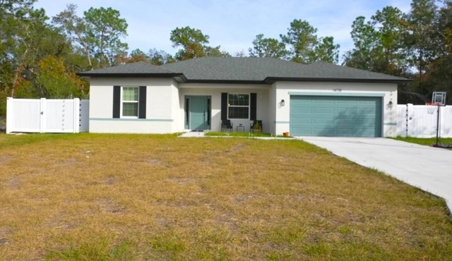 4BR Game Room Fenced Yard Fire Pit Near World Equestrian Center in Ocala