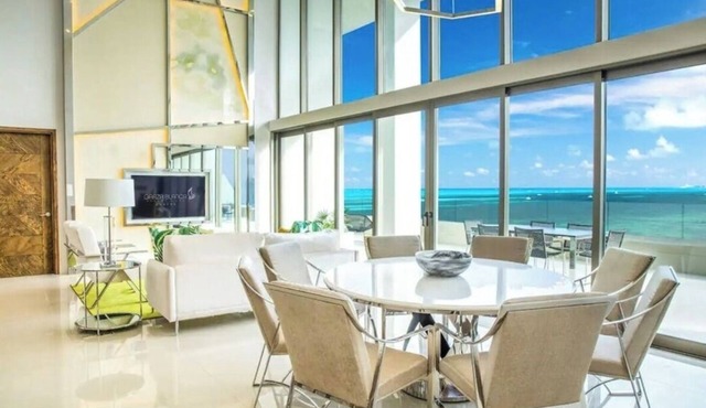 5 Diamond resort 3-bedroom Penthouse Suite "Garza Blanca" Cancún in Cancún