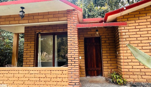 A cabin in the middle of the forest, 20 minutes from downtown Tepoztlán in Tepoztlán