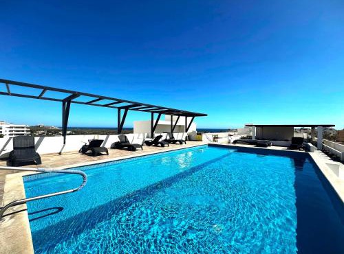 Bahia del Tezal 103b Modern 1BR Retreat with Rooftop Pool & Beach Access in Cabo San Lucas