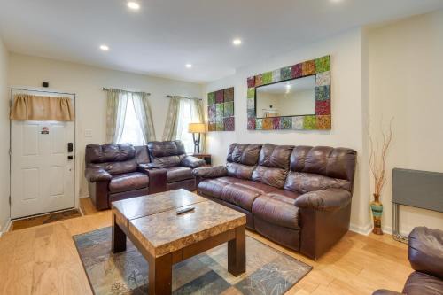 Baltimore Townhome Near Oriole Park w/A/C! in Baltimore