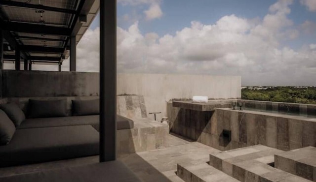 Barneys NY | Black Penthouse - Pool - Concierge in Tulum