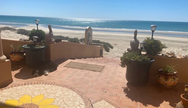 BEACH FRONT SLEEPS 12 in beds Dog Friendly in Puerto Penasco