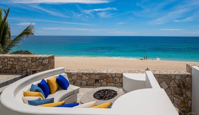 Beachfront El Encanto 5 BR Villa in San José del Cabo