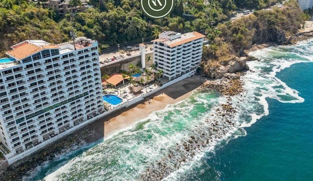 Beachfront studio near downtown Puerto Vallarta in Puerto Vallarta
