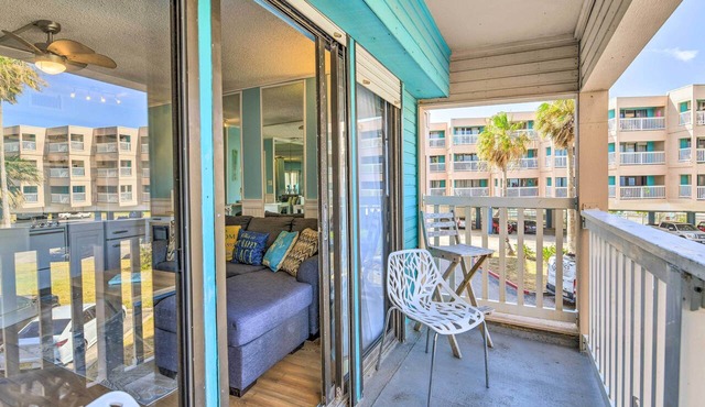 Beachside Corpus Christi Condo w/Amenities! in Corpus Christi
