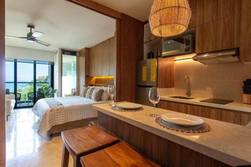 Beautiful beachfront Studio, Zantamar 304 in Puerto Vallarta