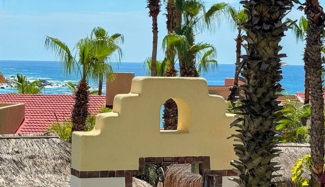 Brand New Listing: Elegant Studio Suite with Ocean and Pool View in Cabo San Lucas
