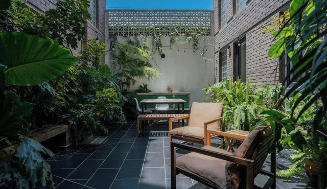 Bright 2BR w/Private Patio Near Condesa in Mexico City