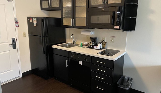 Candlewood Suites Chester - Philadelphia International Airport by IHG in Chester