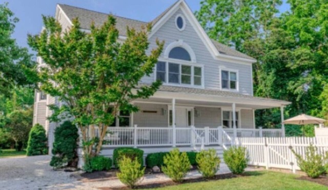 Cape Mayzing! Pool, Sleeps 12, West Cape May in West Cape May