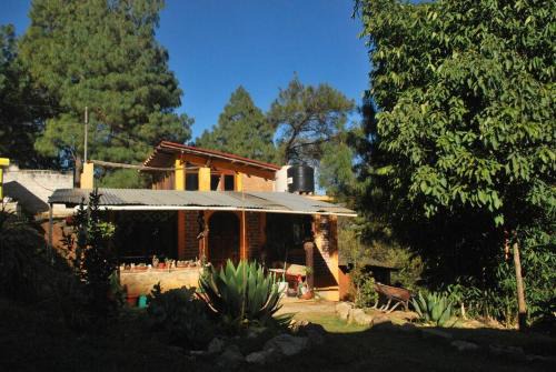 Casa 4 Estaciones Retreat B&B in San Cristóbal de Las Casas
