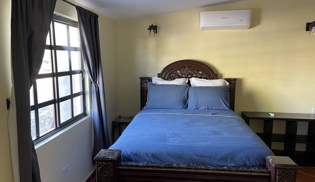 Casa arroyo at Bajazul just steps of waterfront and downtown in Loreto