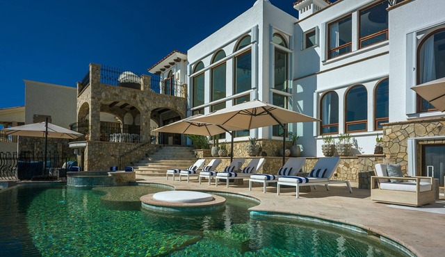 Casa Rio de Luna: 7BR Ocean-View Villa with Pool, Rancho Cerro Colorado in Los Cabos
