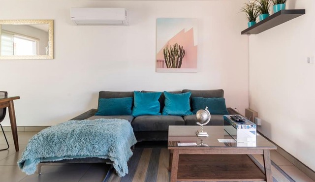 #CasaMare - Privada a una cuadra del mar con AC in Ensenada