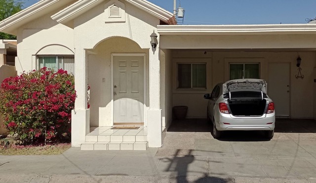 Central house 4 bedrooms 3 bathrooms 10 beds in Hermosillo