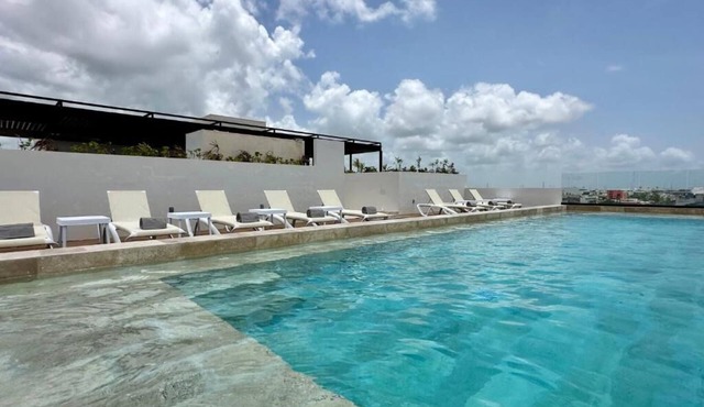 Central Playa Oasis: 4 Units Near Cozumel Ferry and 3D Wonders Museum in Playa del Carmen