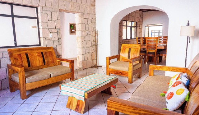Citrus House -Delightful 3 bedroom house Downtown Morelia in Morelia