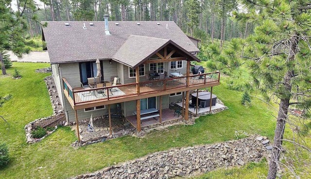 Cliffview Cabin - ATV-Ready Cabin Perfect Location in Nemo