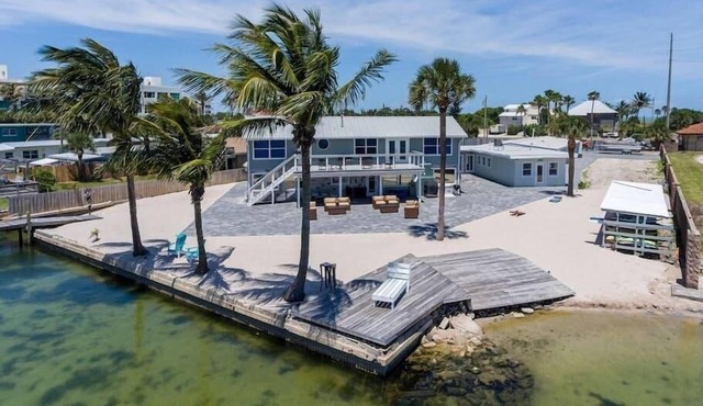 Compass 1BR - Gourmet Kitchen - Water view in Cocoa Beach
