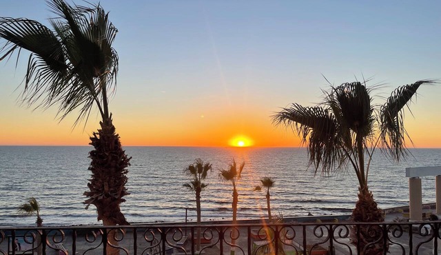 Condo Time Square, Oceanfront, Puerto Penasco. Huge 3 bedrooms 3.5 bathrooms in Puerto Peñasco