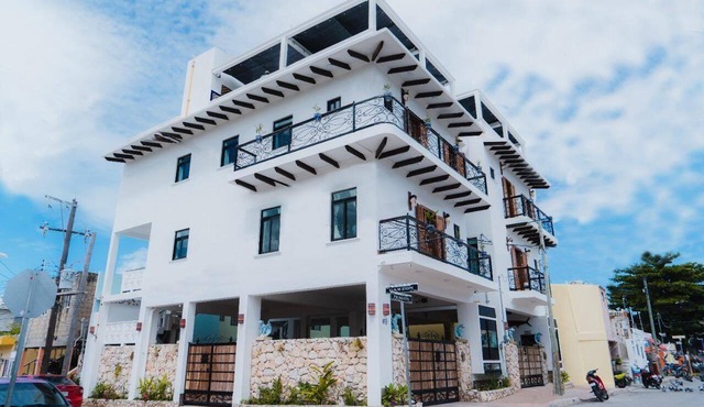 Cozy 1-bedroom studio in perfect Isla Mujeres with AC in Isla Mujeres